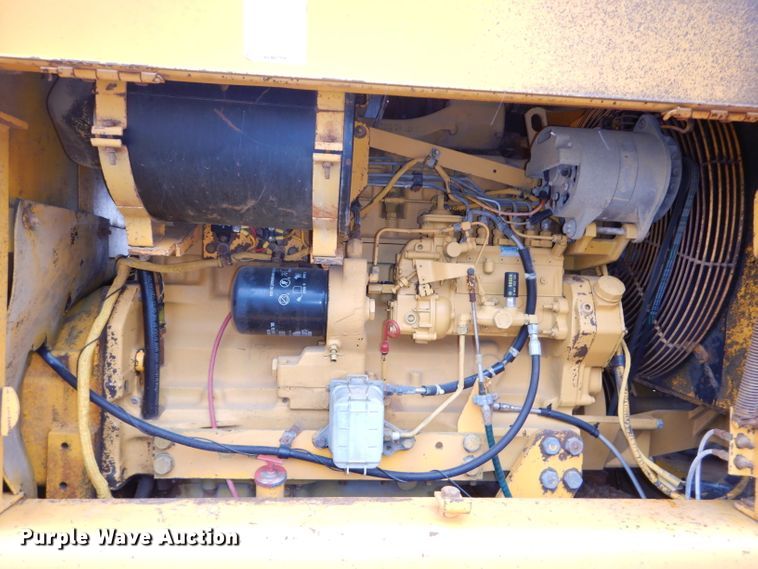 image for item DH2746 1989 John Deere 770BH motor grader