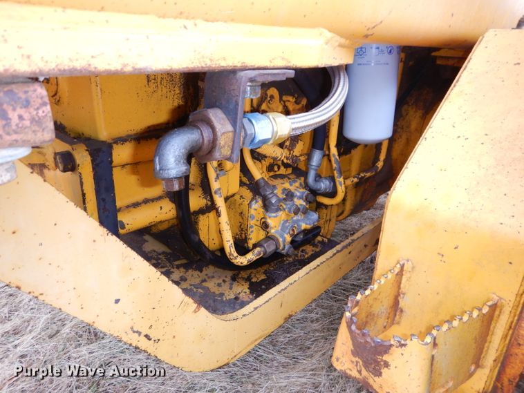 image for item DH2746 1989 John Deere 770BH motor grader