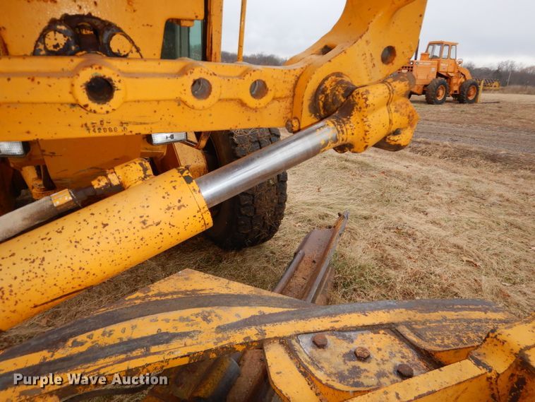 image for item DH2746 1989 John Deere 770BH motor grader