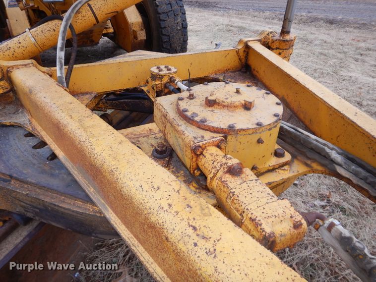 image for item DH2746 1989 John Deere 770BH motor grader