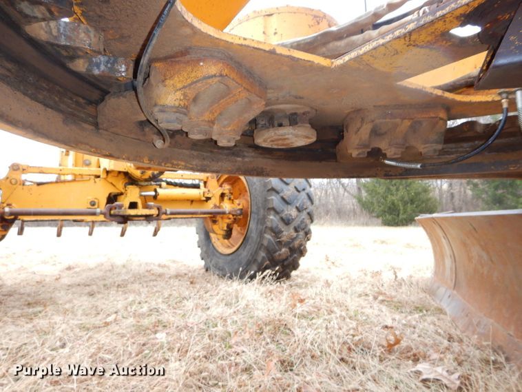 image for item DH2746 1989 John Deere 770BH motor grader