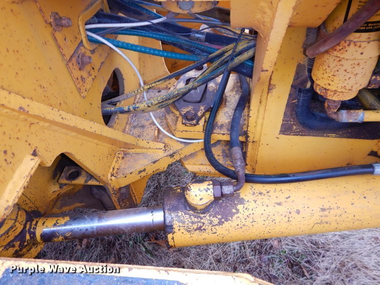 image for item DH2746 1989 John Deere 770BH motor grader
