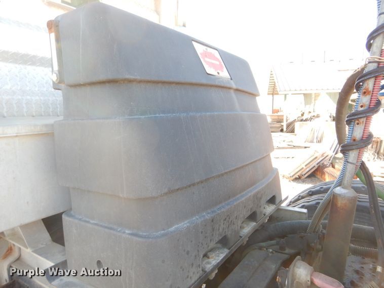 image for item DH4258 1998 Mack RD688S semi truck