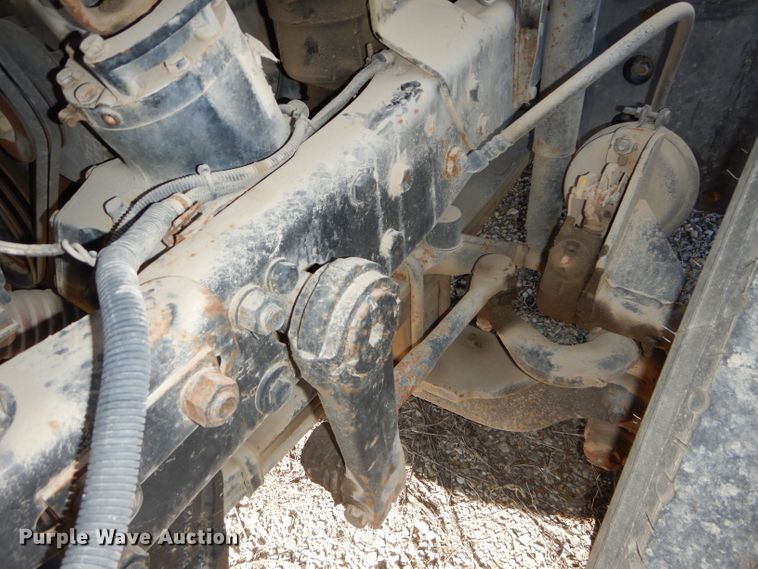 image for item DH4258 1998 Mack RD688S semi truck