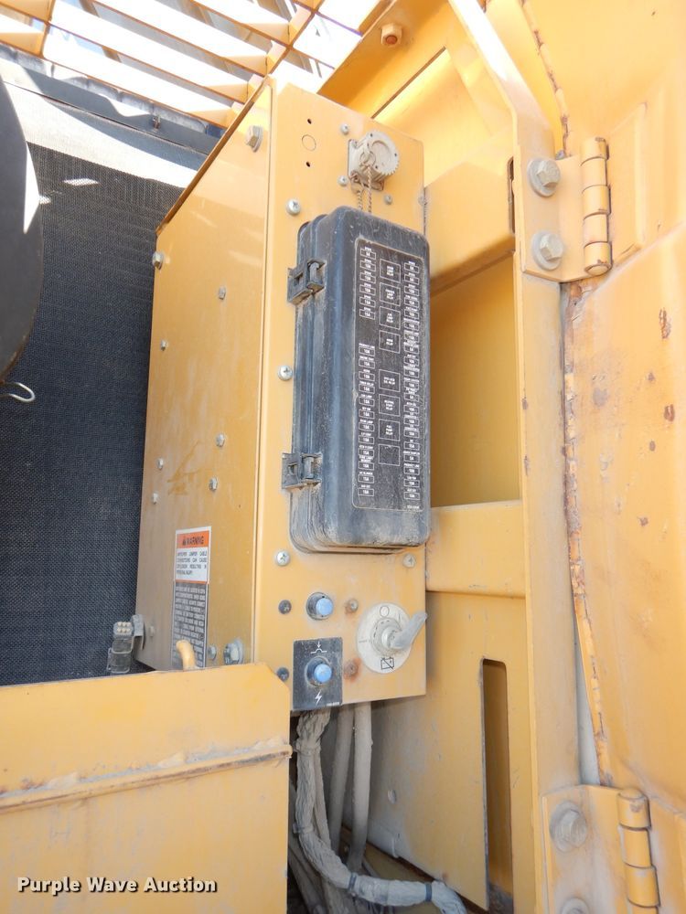 image for item DH4259 2006 Caterpillar 325C L excavator