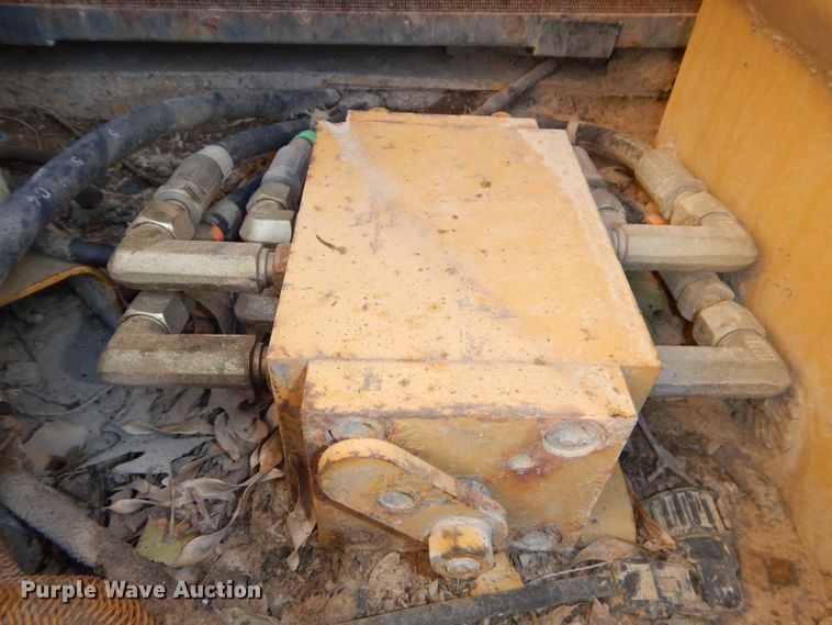 image for item DH4259 2006 Caterpillar 325C L excavator