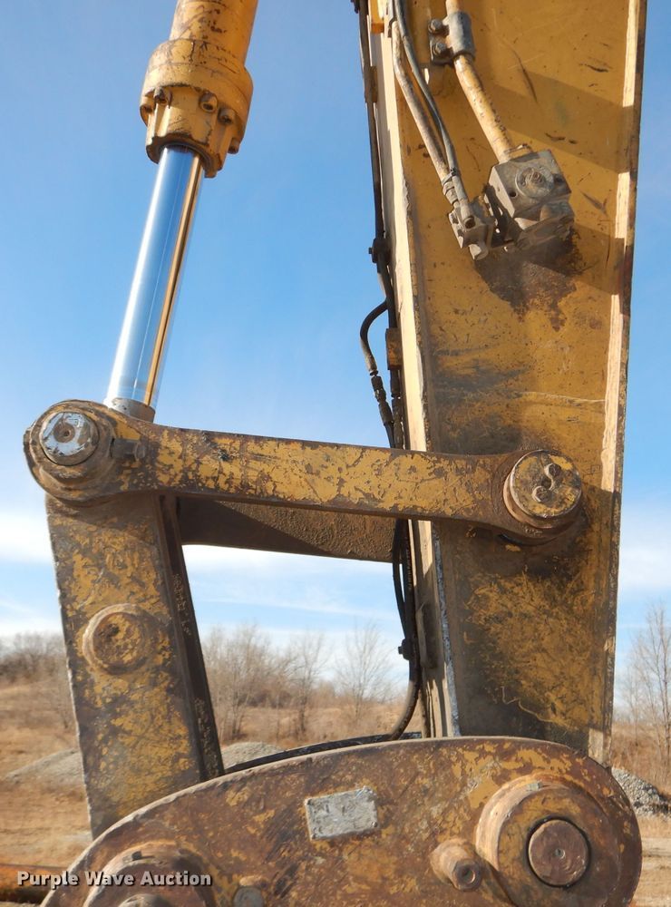 image for item DH4259 2006 Caterpillar 325C L excavator