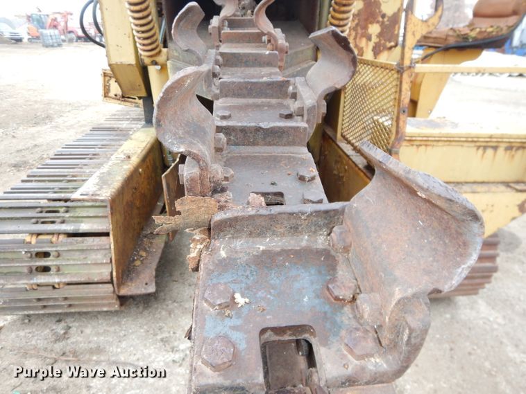 image for item DH4262 1981 Vermeer T600D trencher