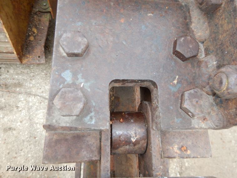 image for item DH4262 1981 Vermeer T600D trencher