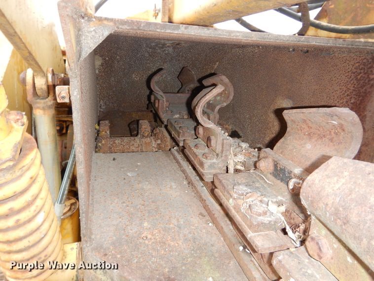 image for item DH4262 1981 Vermeer T600D trencher