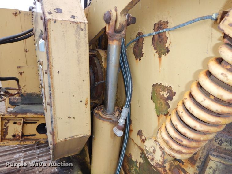 image for item DH4262 1981 Vermeer T600D trencher