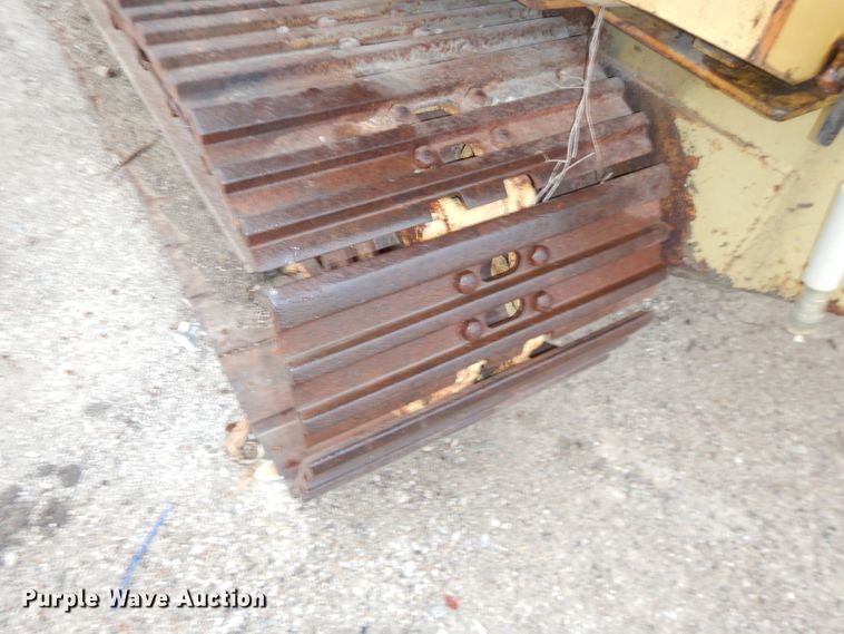 image for item DH4262 1981 Vermeer T600D trencher