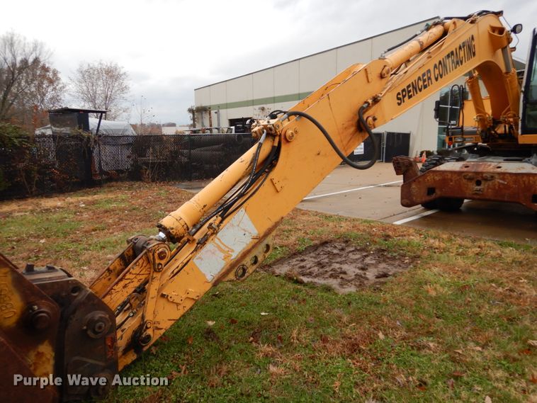 image for item DH5018 Liebherr A904 rubber tire excavator