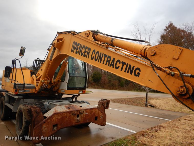 image for item DH5018 Liebherr A904 rubber tire excavator
