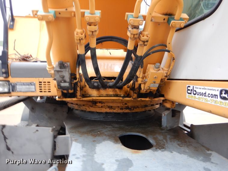 image for item DH5018 Liebherr A904 rubber tire excavator