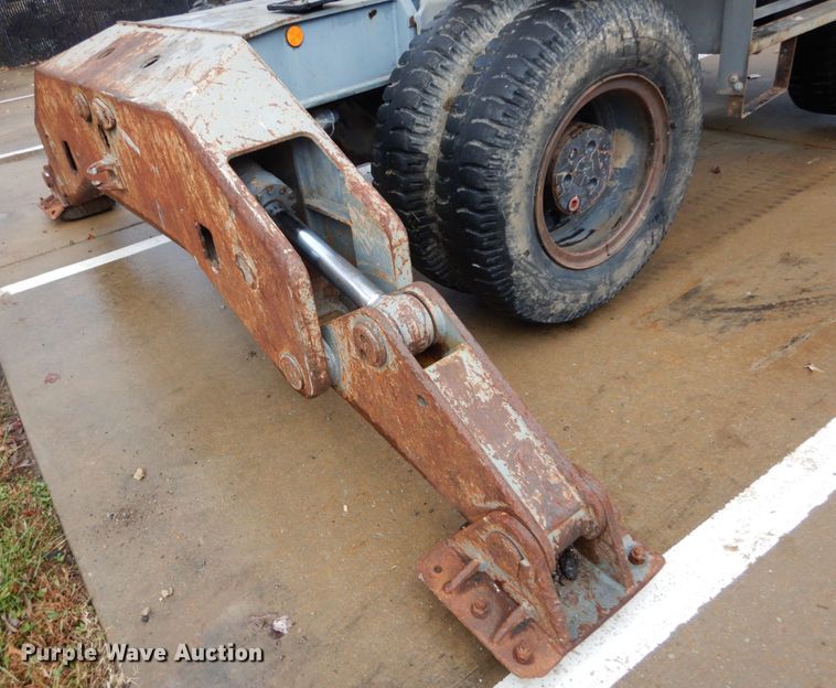 image for item DH5018 Liebherr A904 rubber tire excavator