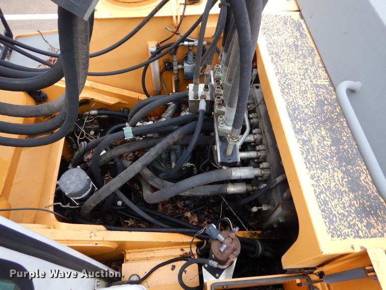 image for item DH5018 Liebherr A904 rubber tire excavator