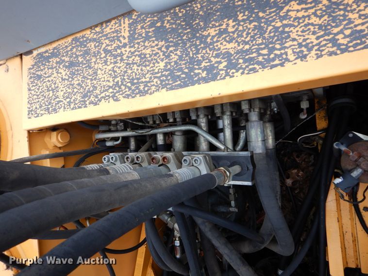 image for item DH5018 Liebherr A904 rubber tire excavator