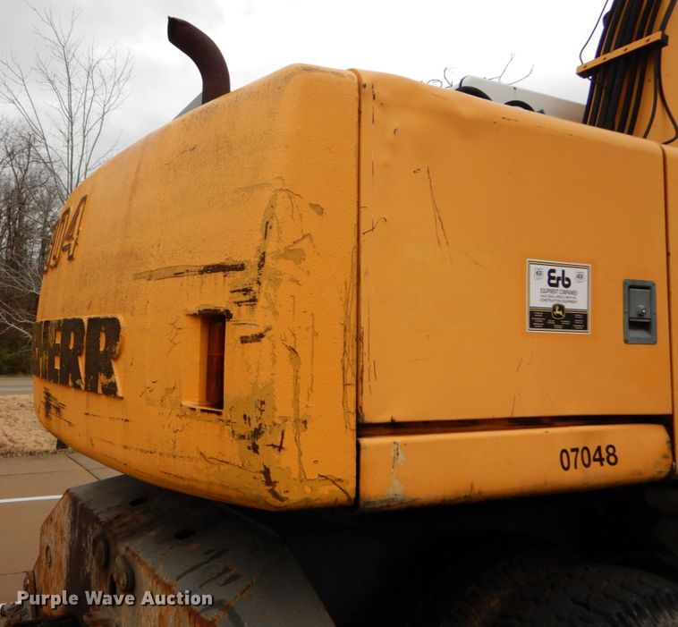 image for item DH5018 Liebherr A904 rubber tire excavator