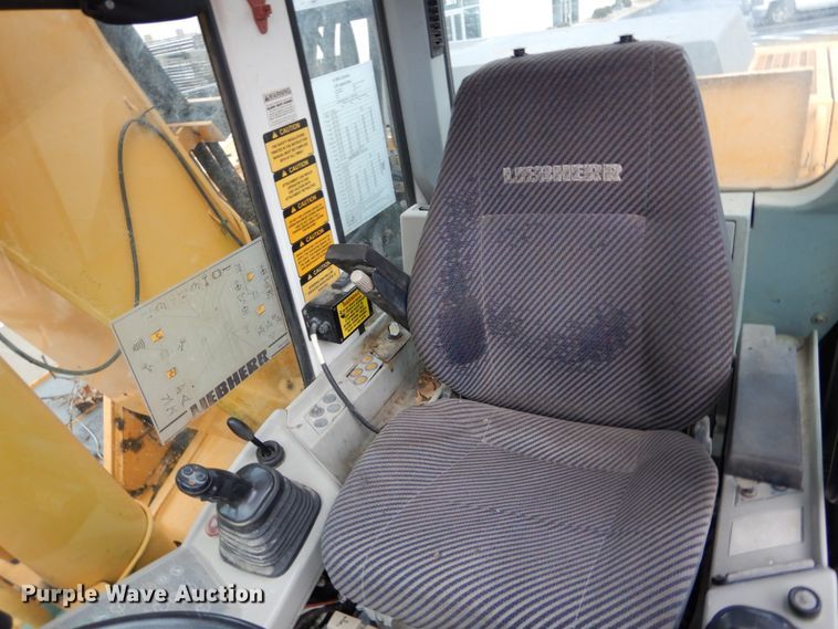 image for item DH5018 Liebherr A904 rubber tire excavator