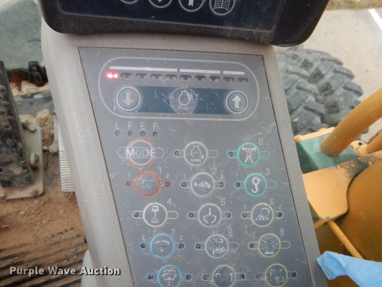 image for item DH5018 Liebherr A904 rubber tire excavator