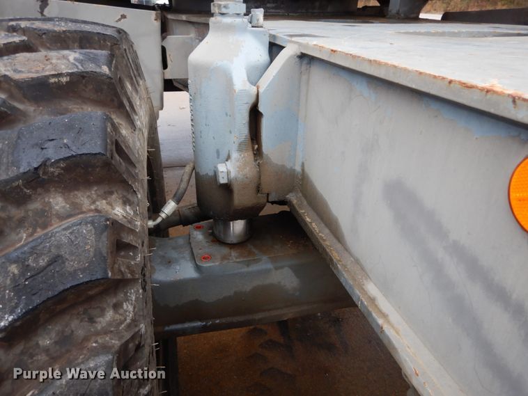 image for item DH5018 Liebherr A904 rubber tire excavator