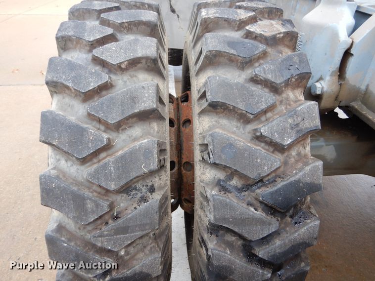 image for item DH5018 Liebherr A904 rubber tire excavator