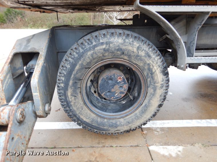 image for item DH5018 Liebherr A904 rubber tire excavator