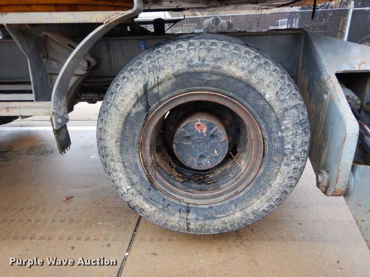 image for item DH5018 Liebherr A904 rubber tire excavator