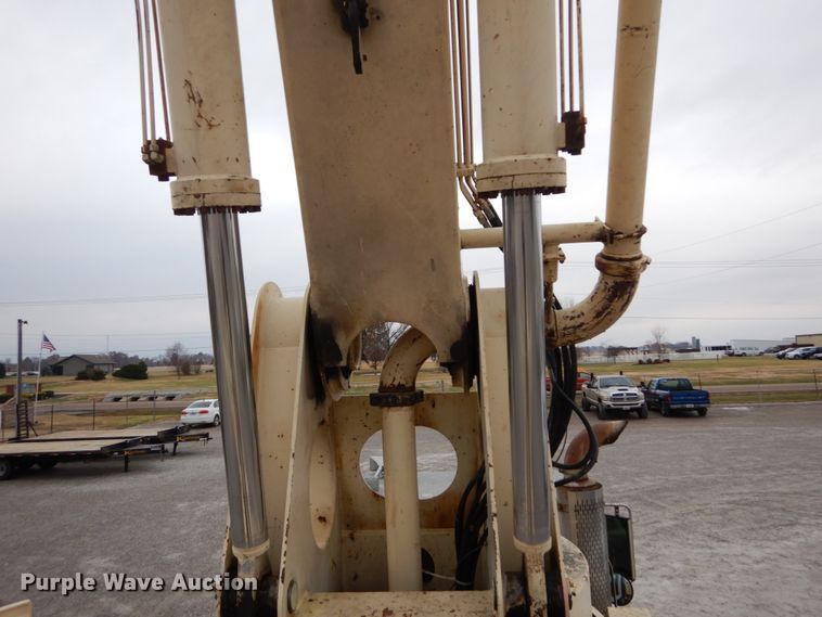 image for item DH5019 1993 Mack MR688S pump truck