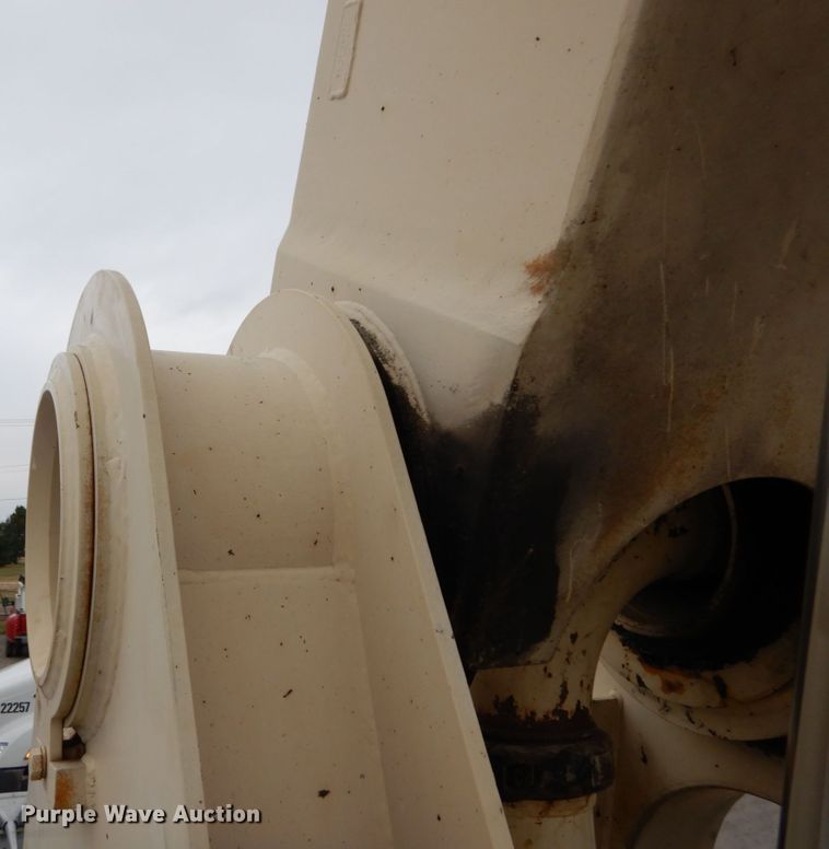 image for item DH5019 1993 Mack MR688S pump truck