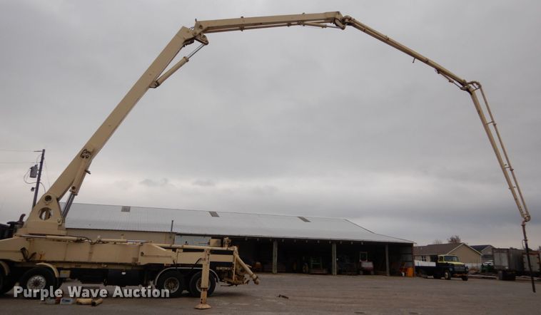 image for item DH5019 1993 Mack MR688S pump truck