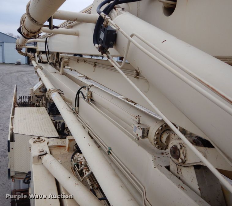 image for item DH5019 1993 Mack MR688S pump truck