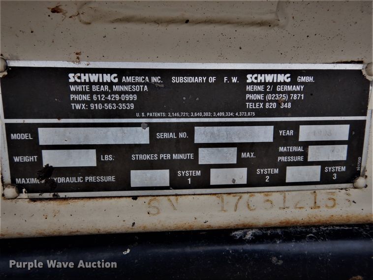 image for item DH5019 1993 Mack MR688S pump truck