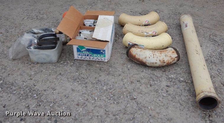 image for item DH5019 1993 Mack MR688S pump truck