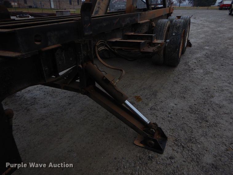 image for item DH5022 1980 Ford 8000 scissor lift truck