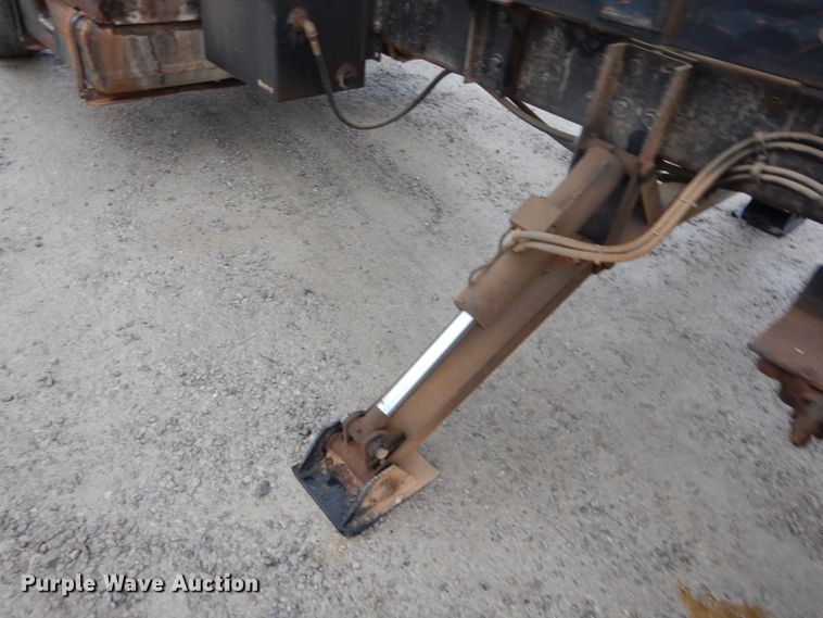 image for item DH5022 1980 Ford 8000 scissor lift truck