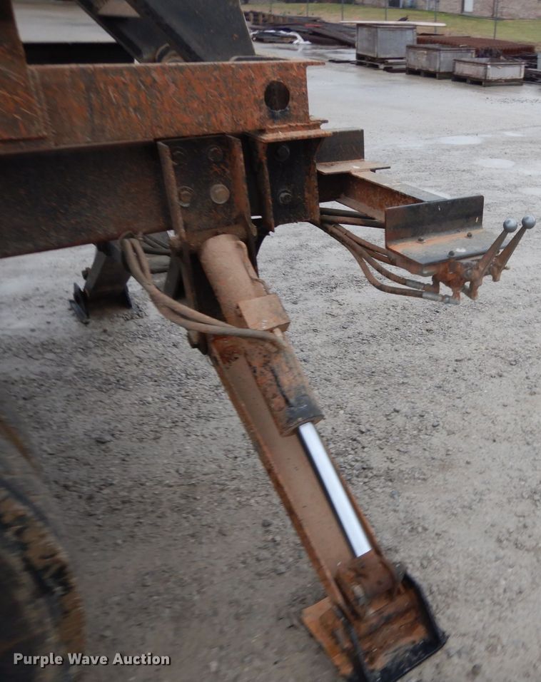 image for item DH5022 1980 Ford 8000 scissor lift truck