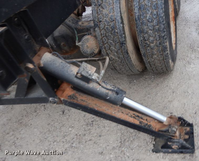 image for item DH5022 1980 Ford 8000 scissor lift truck