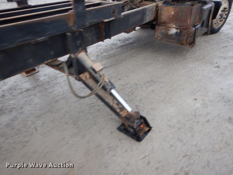 image for item DH5022 1980 Ford 8000 scissor lift truck