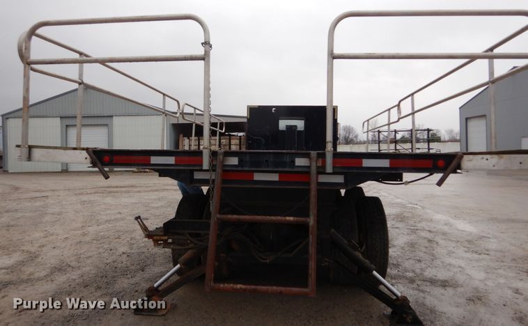 image for item DH5022 1980 Ford 8000 scissor lift truck