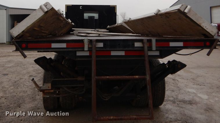 image for item DH5022 1980 Ford 8000 scissor lift truck