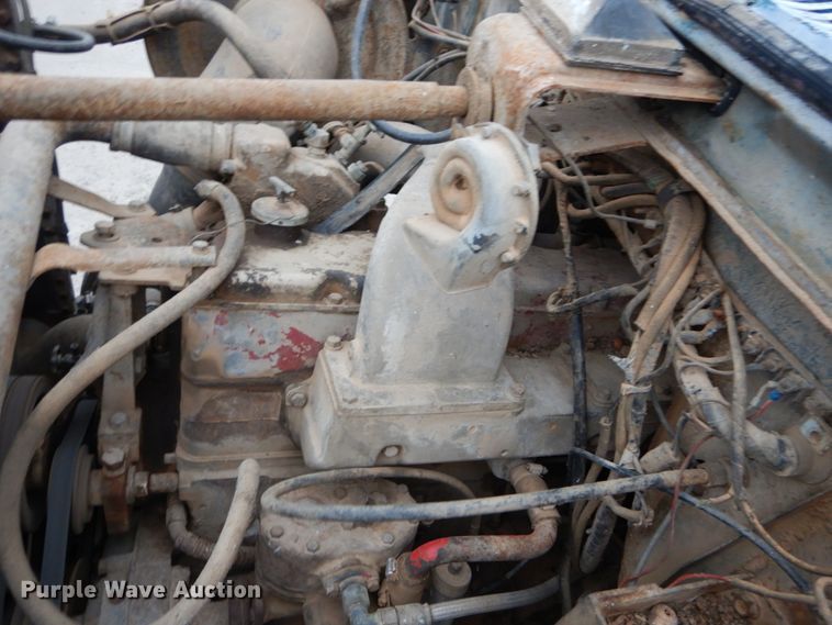 image for item DH5022 1980 Ford 8000 scissor lift truck