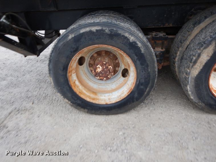 image for item DH5022 1980 Ford 8000 scissor lift truck