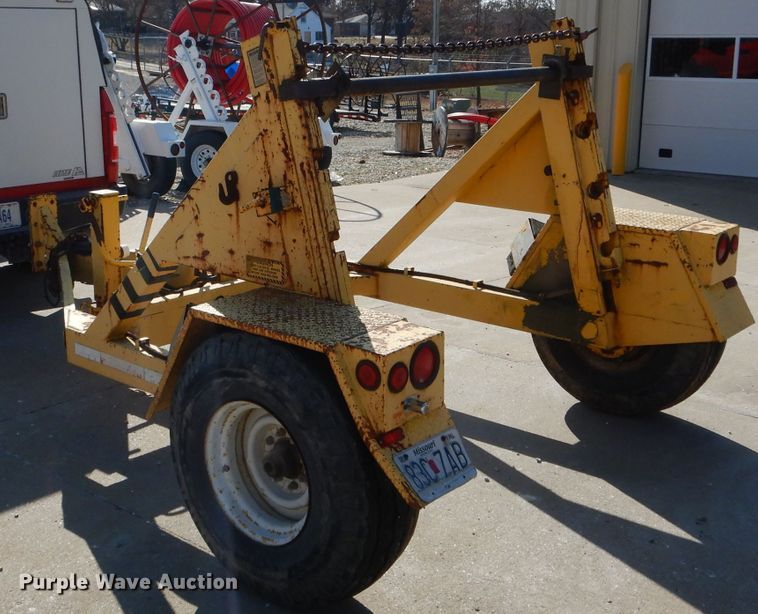 image for item DH6829 2000 Redi Haul reel trailer