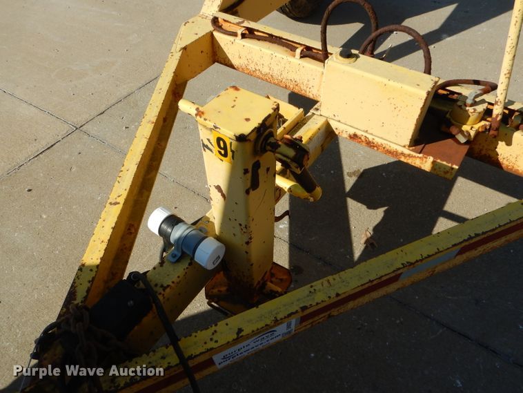 image for item DH6829 2000 Redi Haul reel trailer