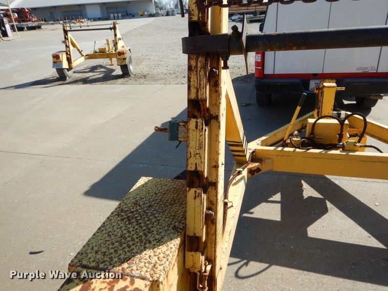 image for item DH6829 2000 Redi Haul reel trailer