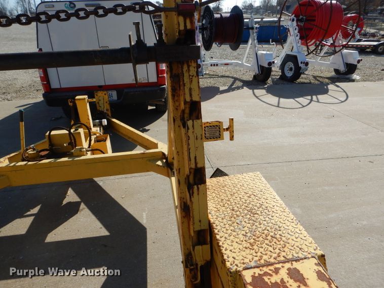 image for item DH6829 2000 Redi Haul reel trailer