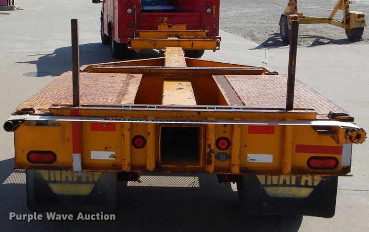 image for item DH6831 2004 CZ Engineering CZ12KP pole trailer