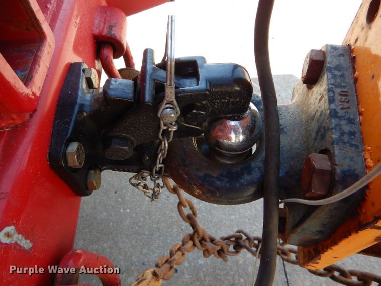 image for item DH6831 2004 CZ Engineering CZ12KP pole trailer